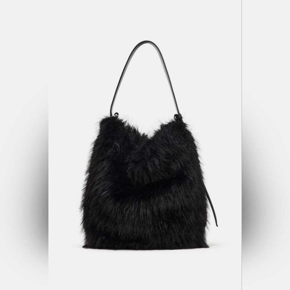 🧸Zara Fur bag
